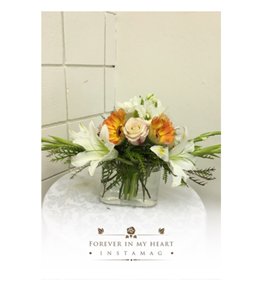 Center Piece Flower Arrangement
